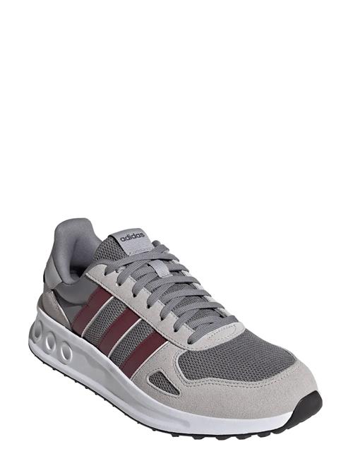 adidas Sportswear | Run 84 | 42 2/3