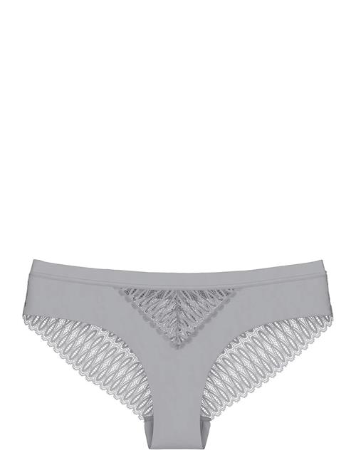 Triumph | Aura Spotlight T Brazilian | 44