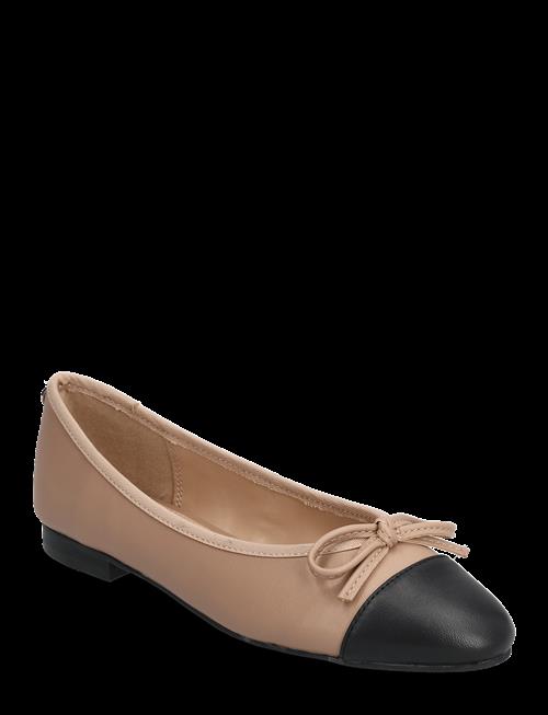 Steve Madden | Ellison | 40