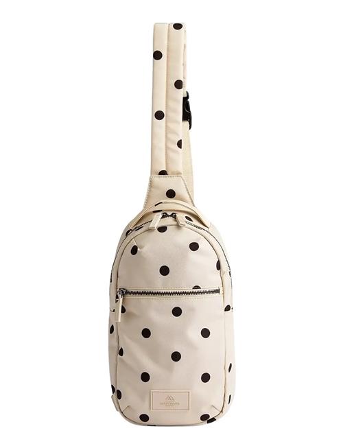 Markberg | Trekmbg Sling Bag, Recycled | ONE SIZE