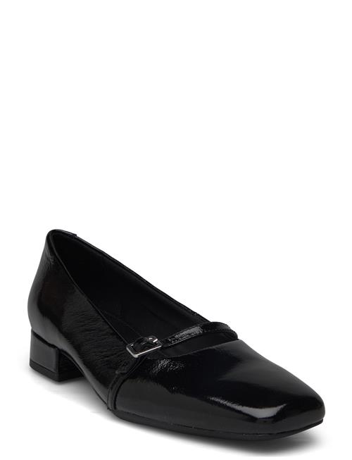 VAGABOND | Debbi | 37