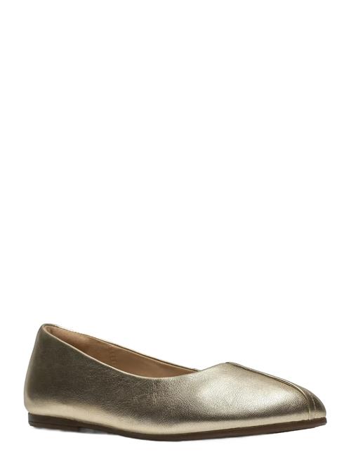 Clarks | Livia Lily D | 37