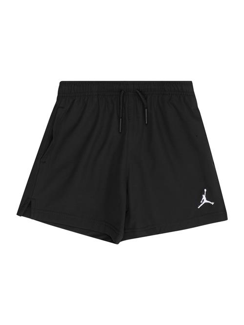 Jordan Bukser  sort