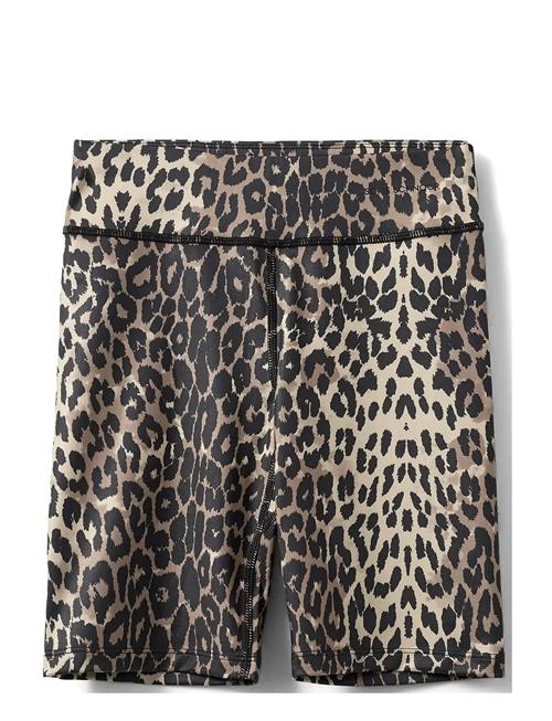 Sofie Schnoor Young | Avalasy Shorts | 152