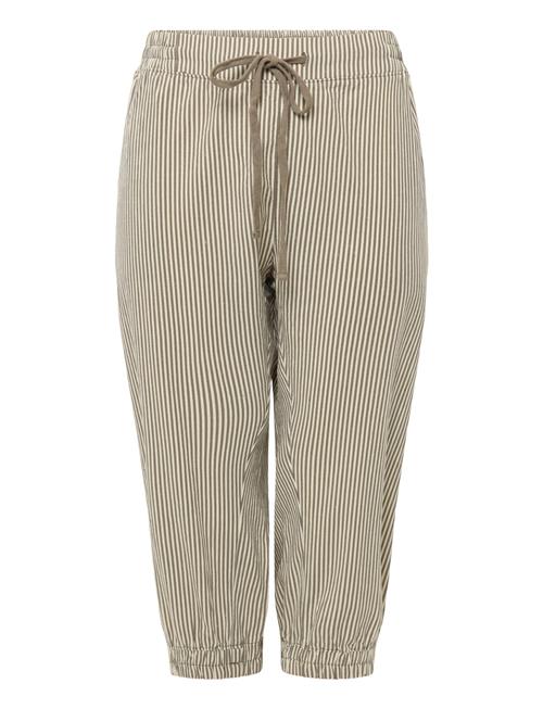Kaffe Curve | Kcnana Striped Capri Pants | 48