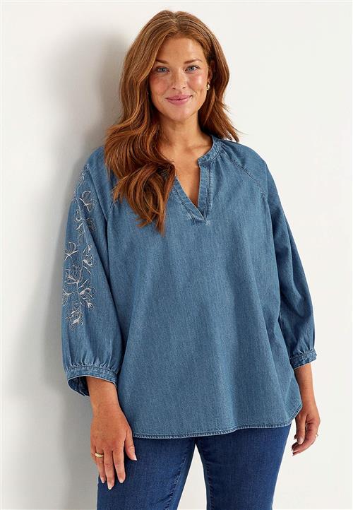 Cellbes of Sweden Tunika i let denim med broderi