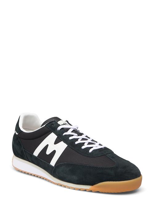 Karhu | Mestari 76 Black/White | 44.5