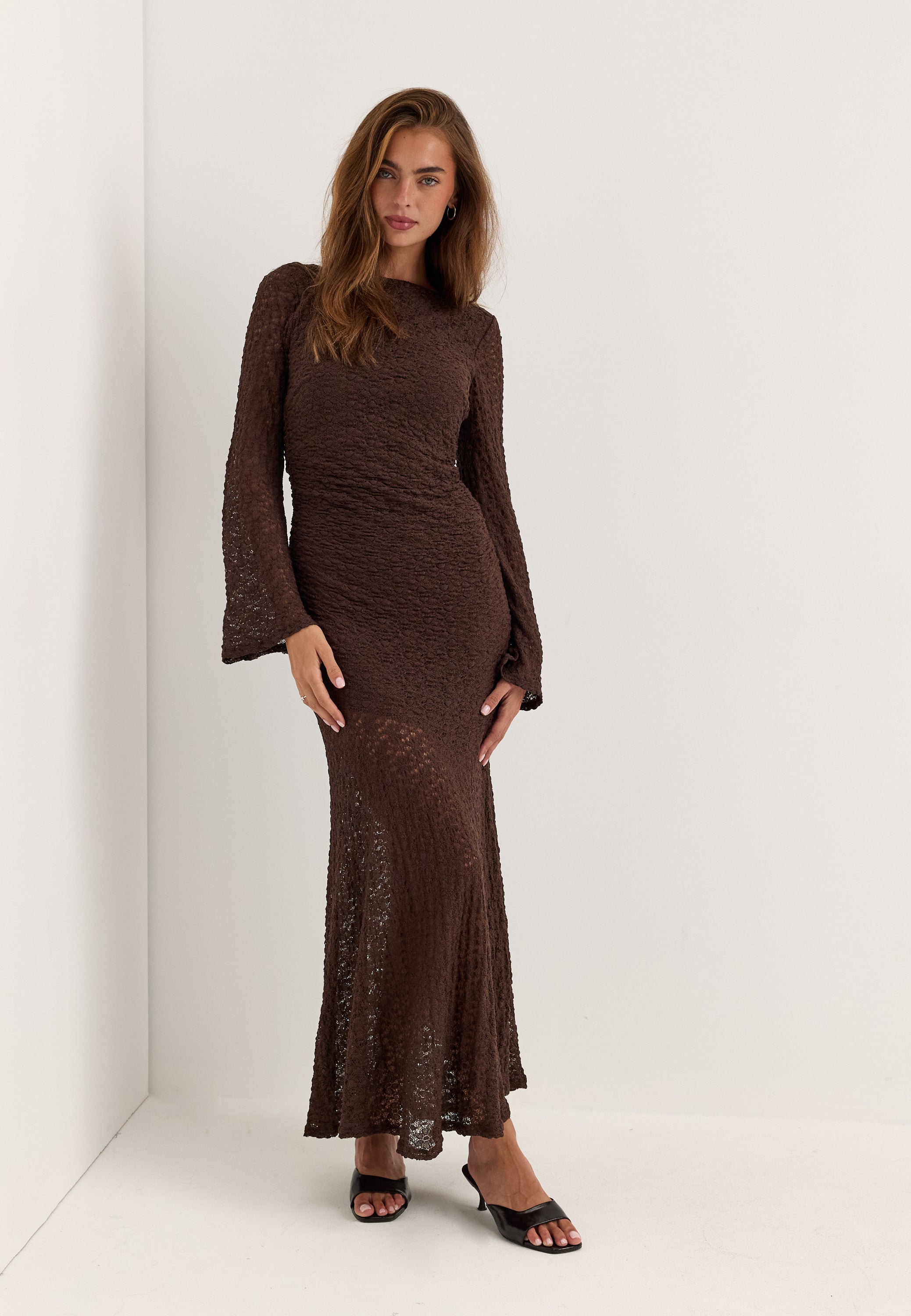 BUBBLEROOM Long Sleeve Lace Maxi Dress