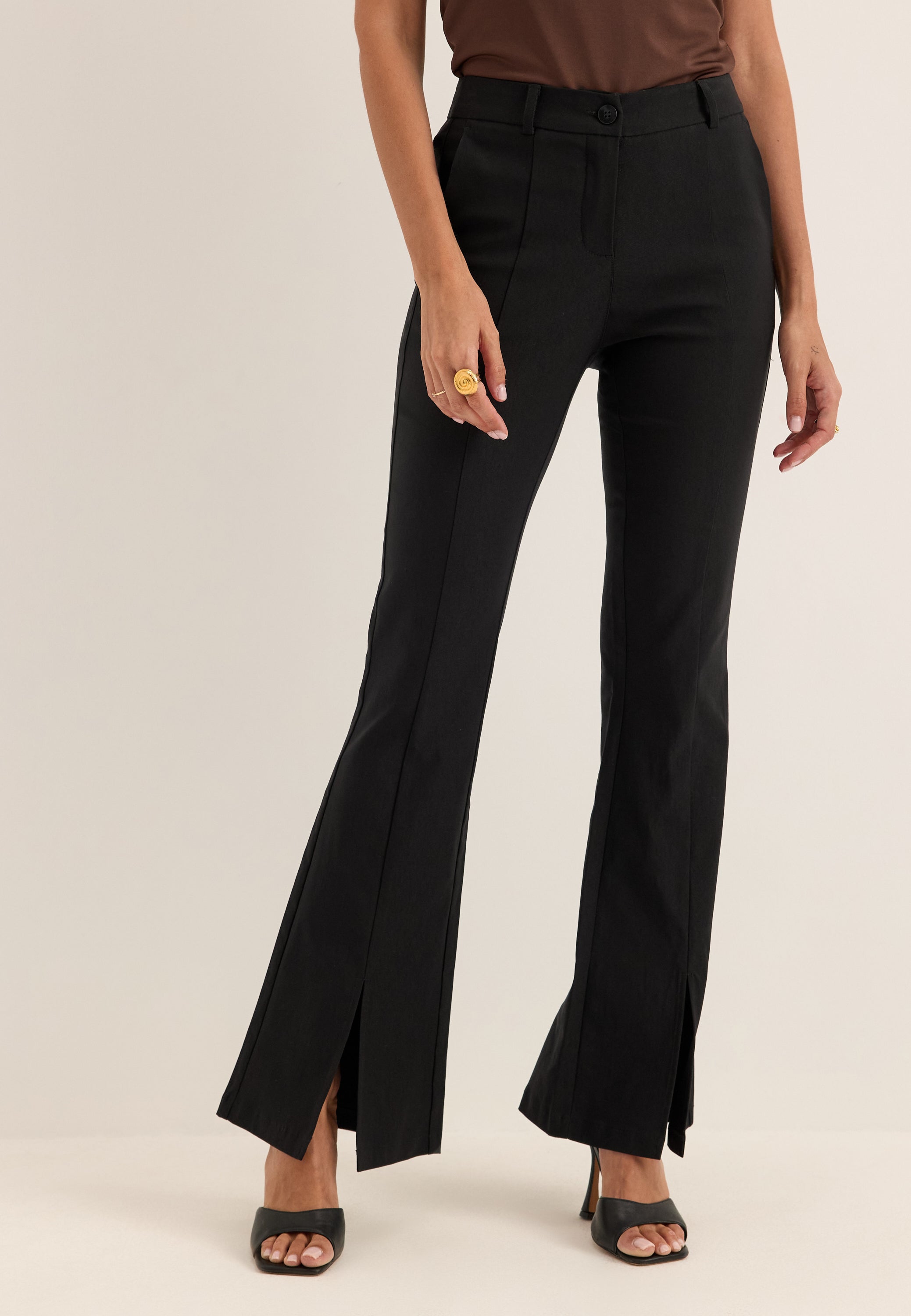 BUBBLEROOM Mid Waist Stretchy Flared Slit Trousers