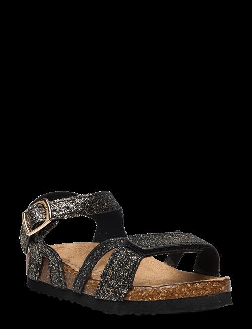 name it | Nmffiona Sandal | 23