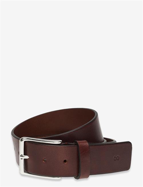 Saddler | Hermann | 105