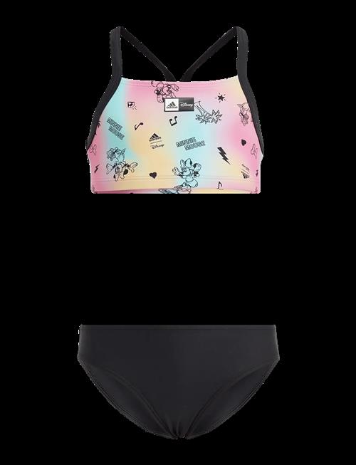adidas Sportswear | Dy Min Ro Bik | 92