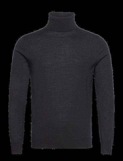 Reiss | Caine | M