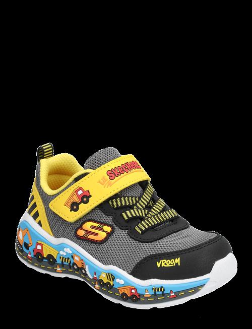 Skechers | Play Scene | 24