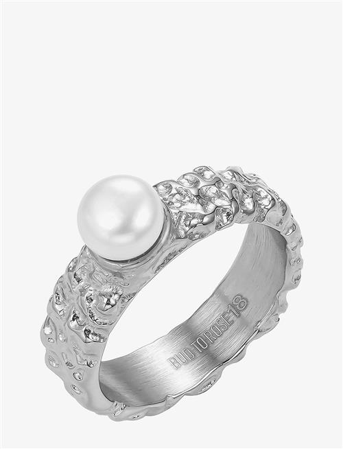 Bud To Rose | Ridge Pearl Ring Silver | L