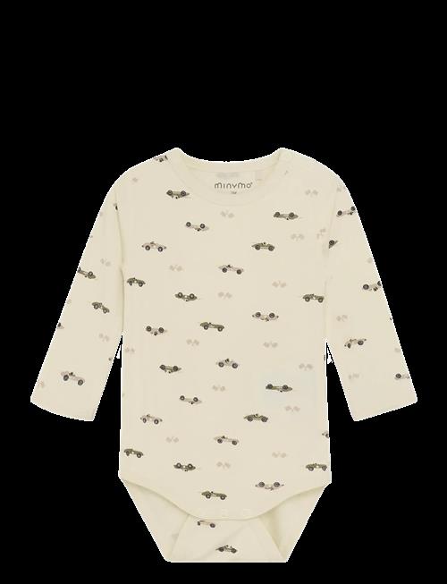 Se Minymo | Body Ls | 74 hos Booztlet