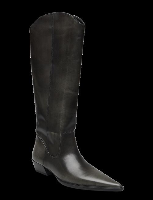VAGABOND | Cassie | 36