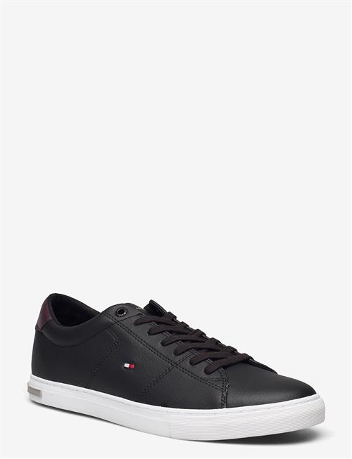 Tommy Hilfiger | Essential Leather Detail Vulc | 45