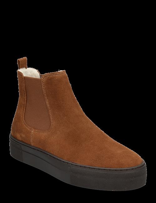 Shepherd | Amber Outdoor | 38