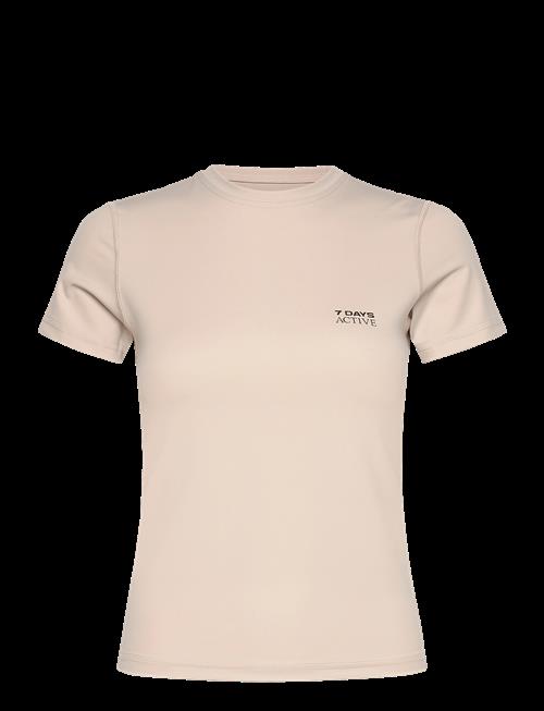 7 DAYS Active | Womens Short Sleeve Training Tee | L