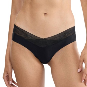 Triumph Trusser Breathe and Lift Smart Hipster Sort Medium Dame