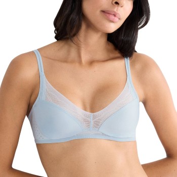 Triumph BH Breathe and Lift Smart N EX Lyseblå Fit Smart 2 Dame