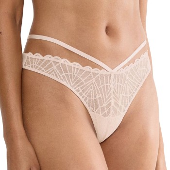 Triumph Trusser That Night In Vegas String Brief Lyserosa 46 Dame