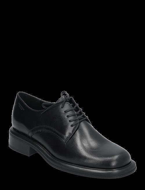 VAGABOND | Ellis | 37