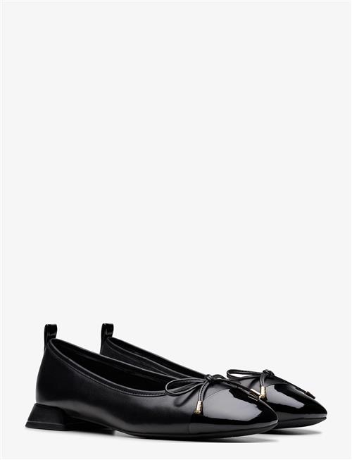 Clarks | Ubree15 Poppy D | 41