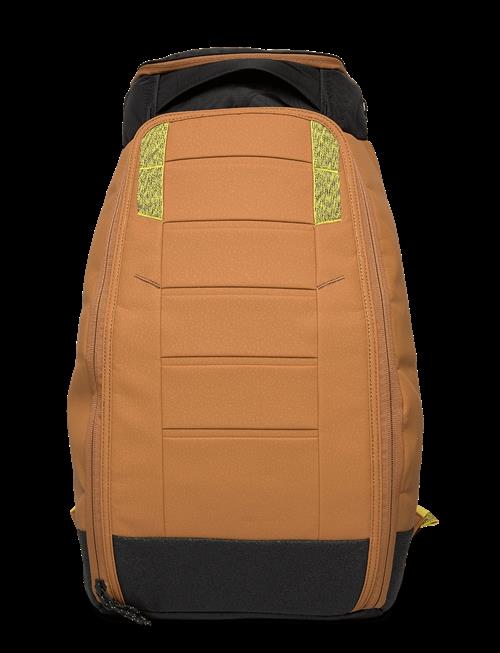 Db Journey | Hugger Backpack 30L Acorn Brown | ONE SIZE