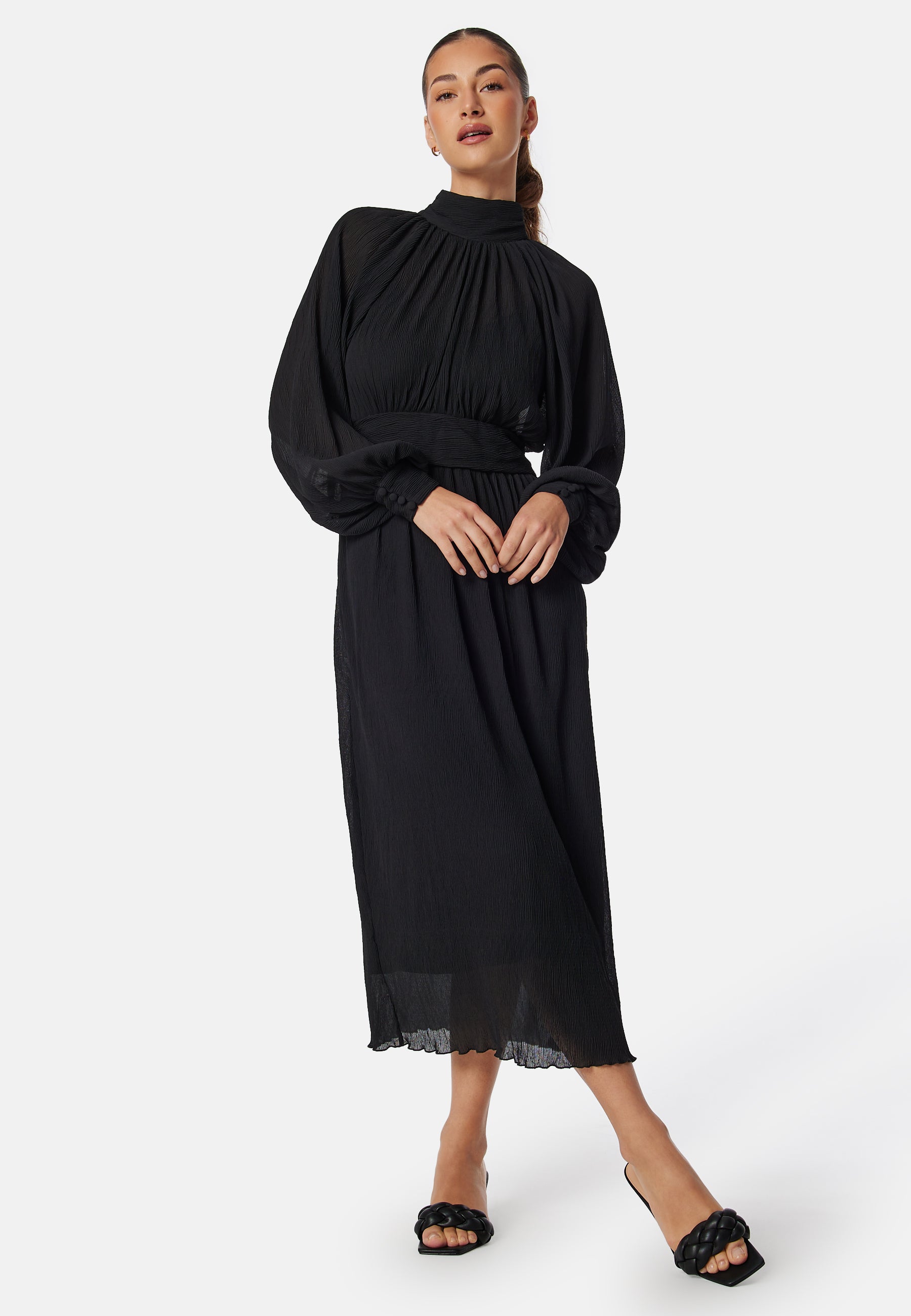 Bubbleroom Occasion Structured Bow Midi Dress
