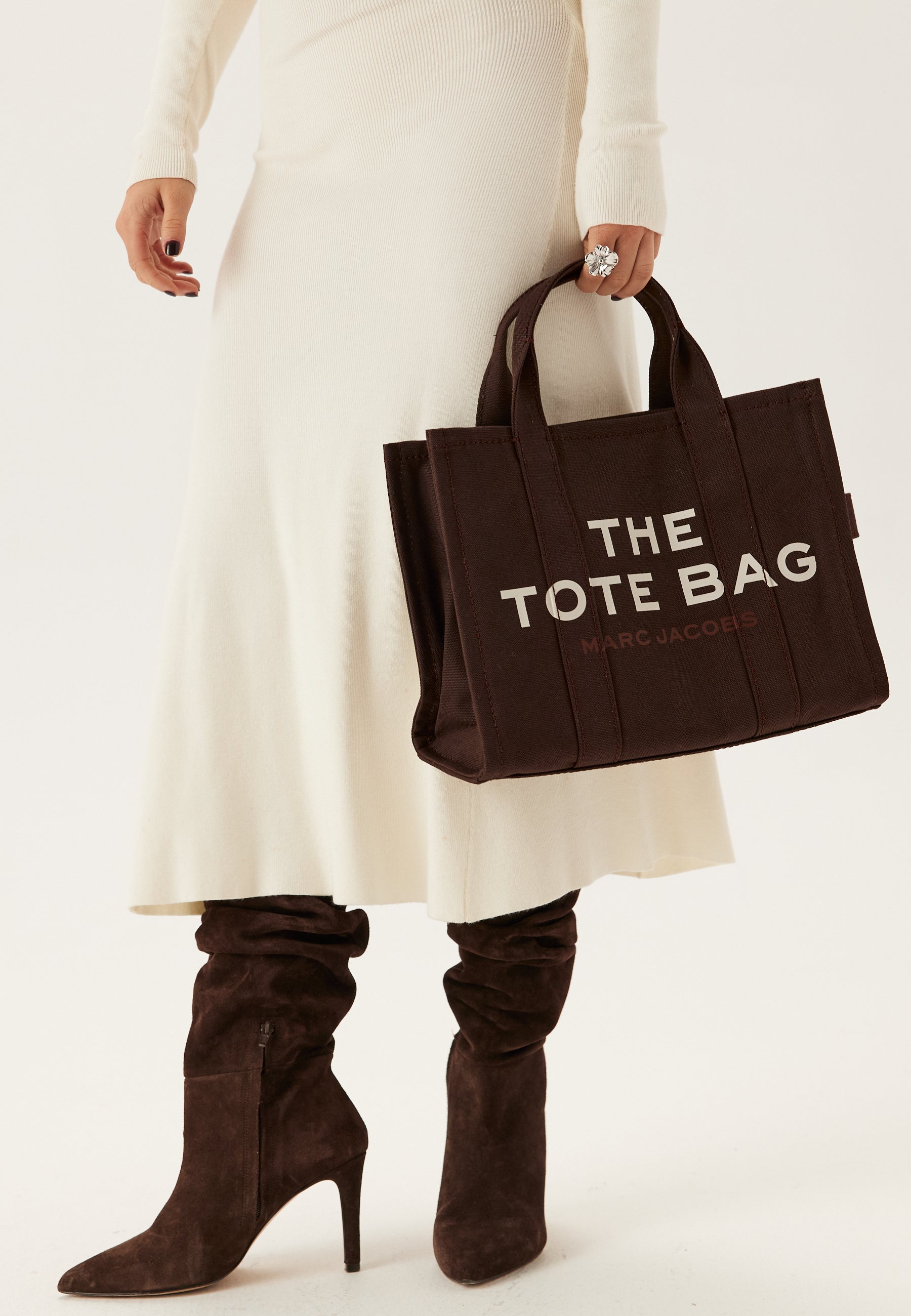 Marc Jacobs The Medium Traveler Tote