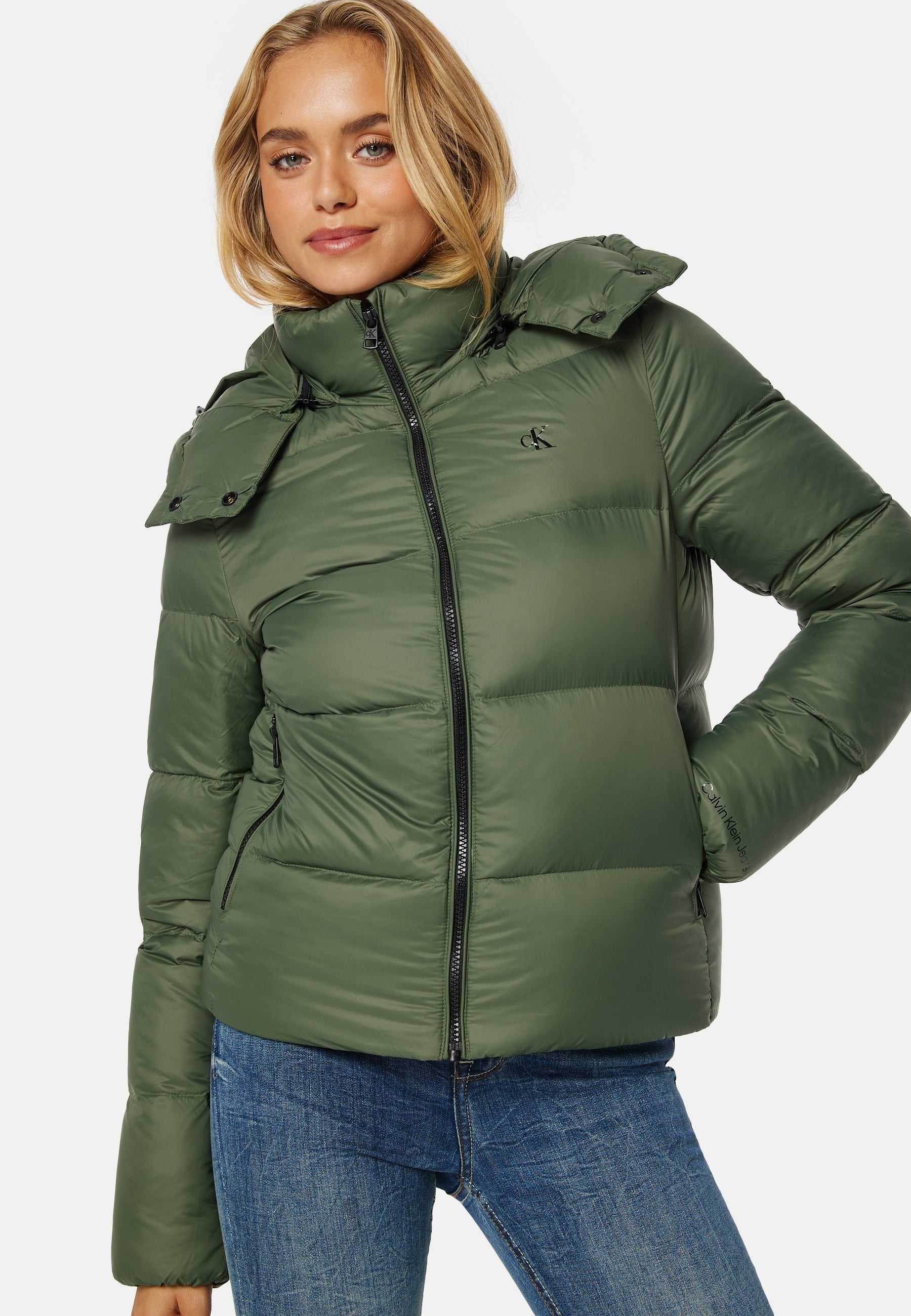 Calvin Klein Jeans MW Down Archetype Short Puffer