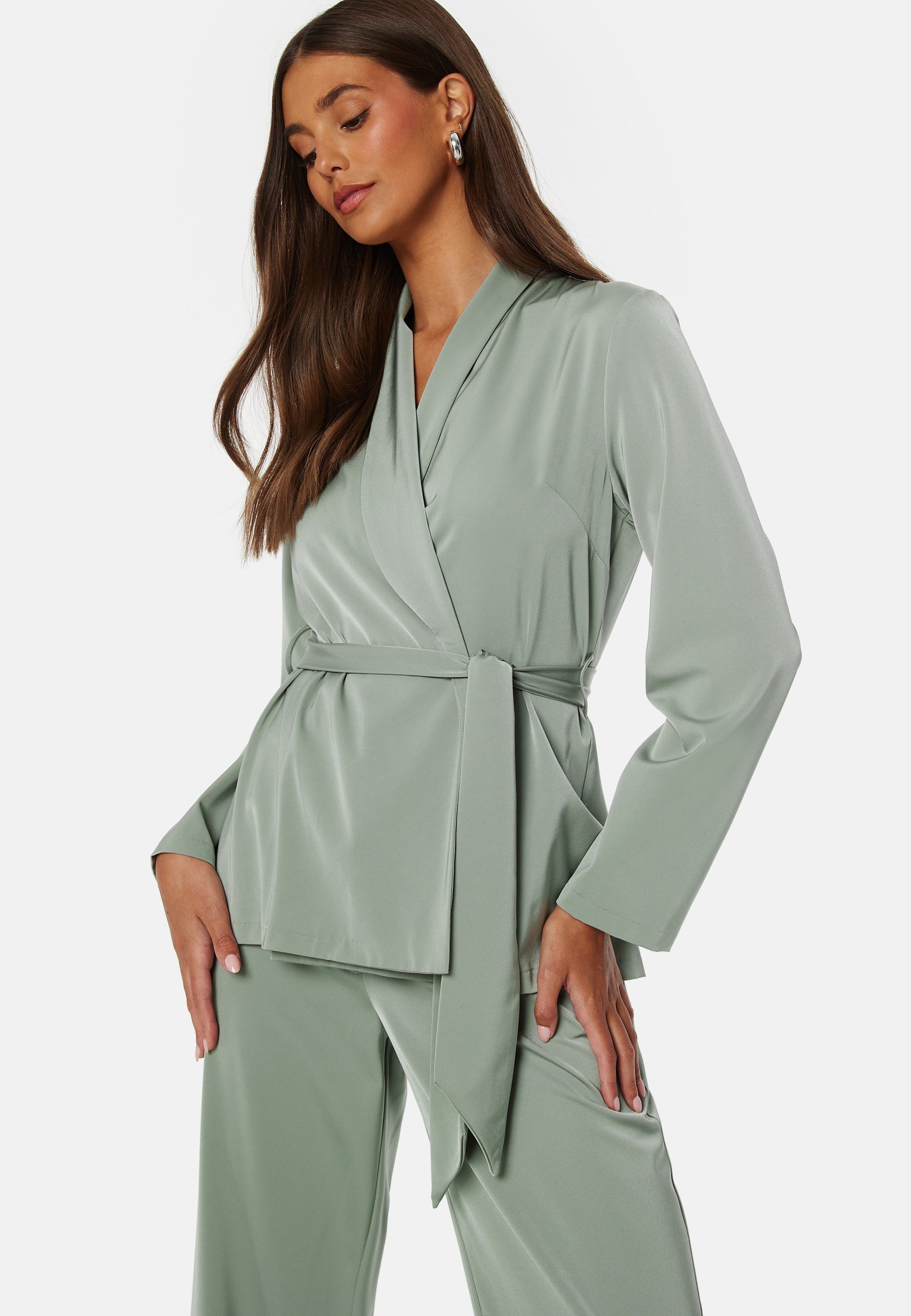 BUBBLEROOM Pilar Soft Satin Blazer