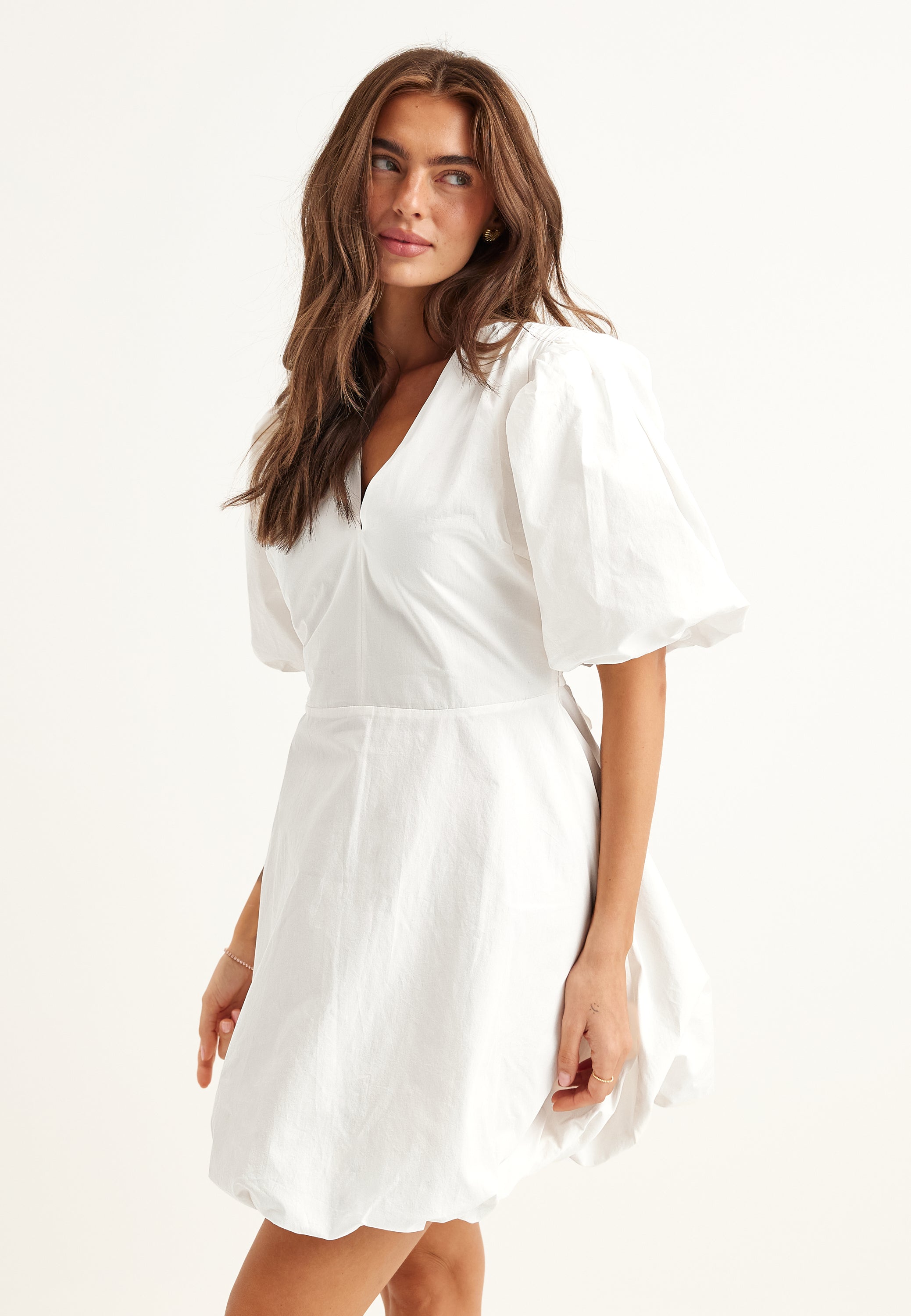 Bubbleroom Occasion V-neck Bubble Hem Short Dress VIT