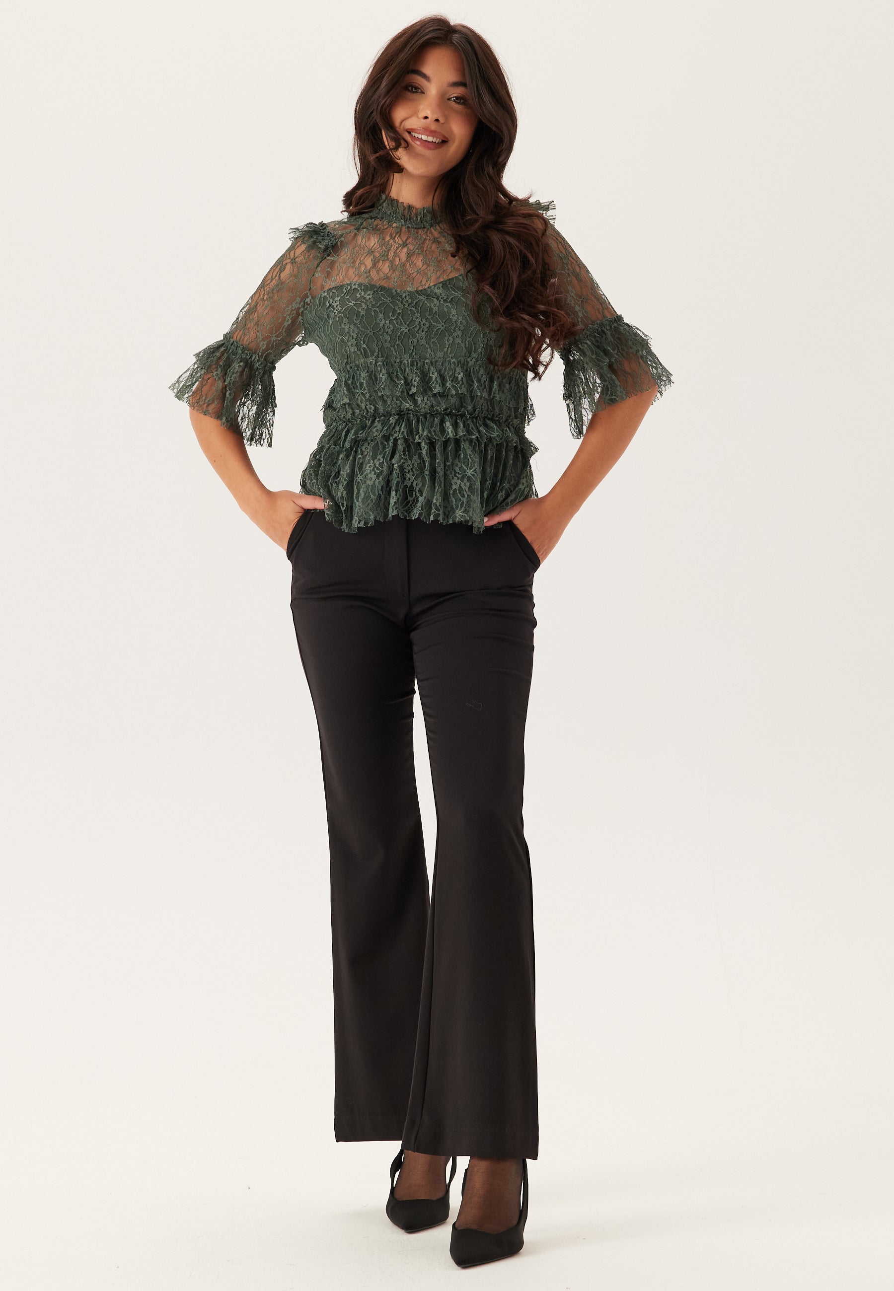BUBBLEROOM Frill Lace Blouse