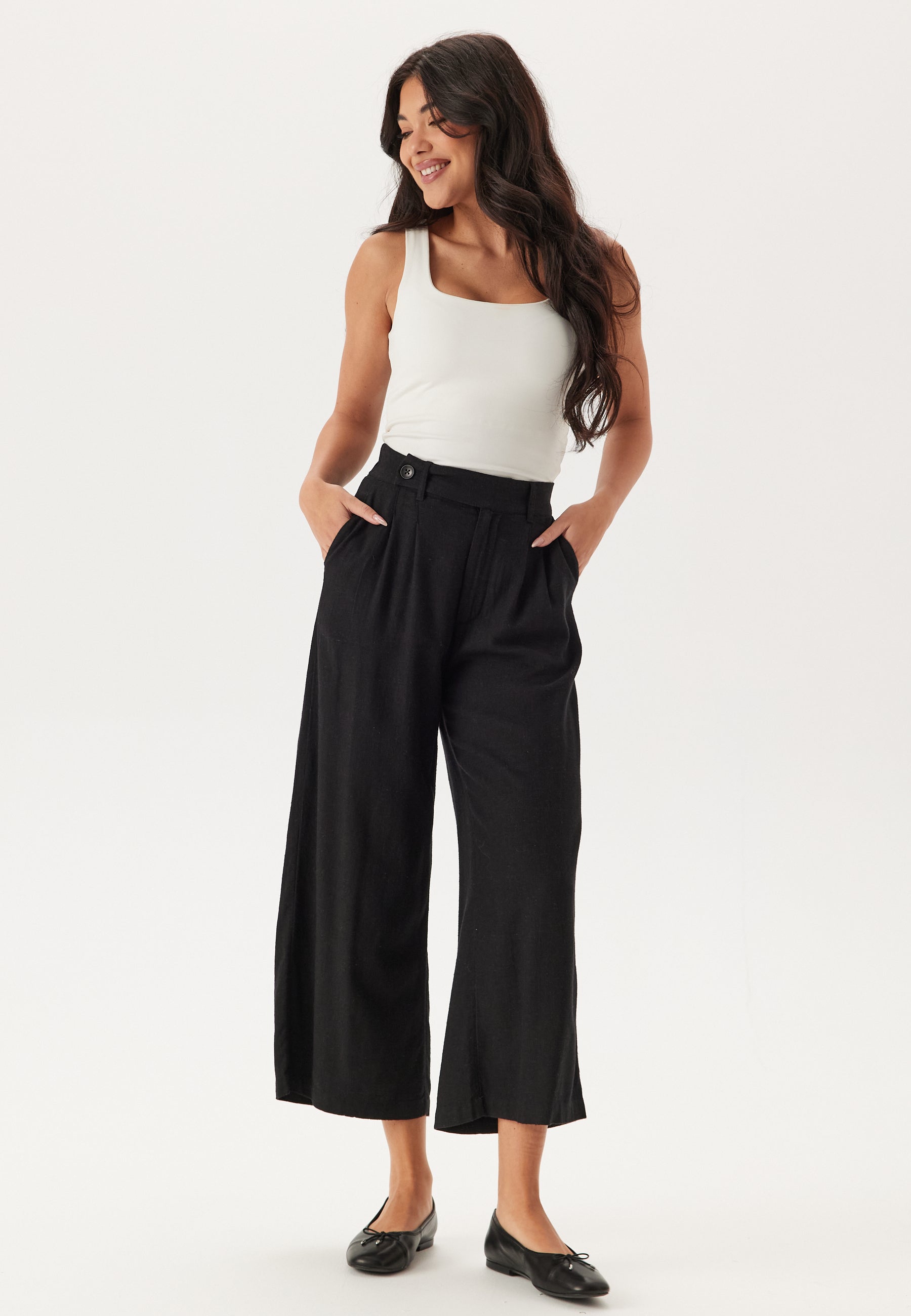 Happy Holly Linen Pants