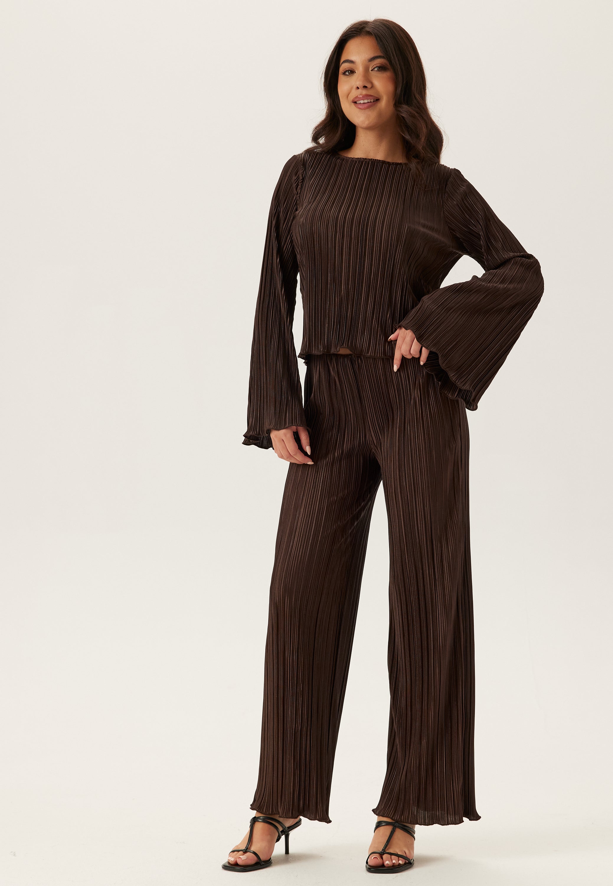 BUBBLEROOM Pleated Frill Trousers