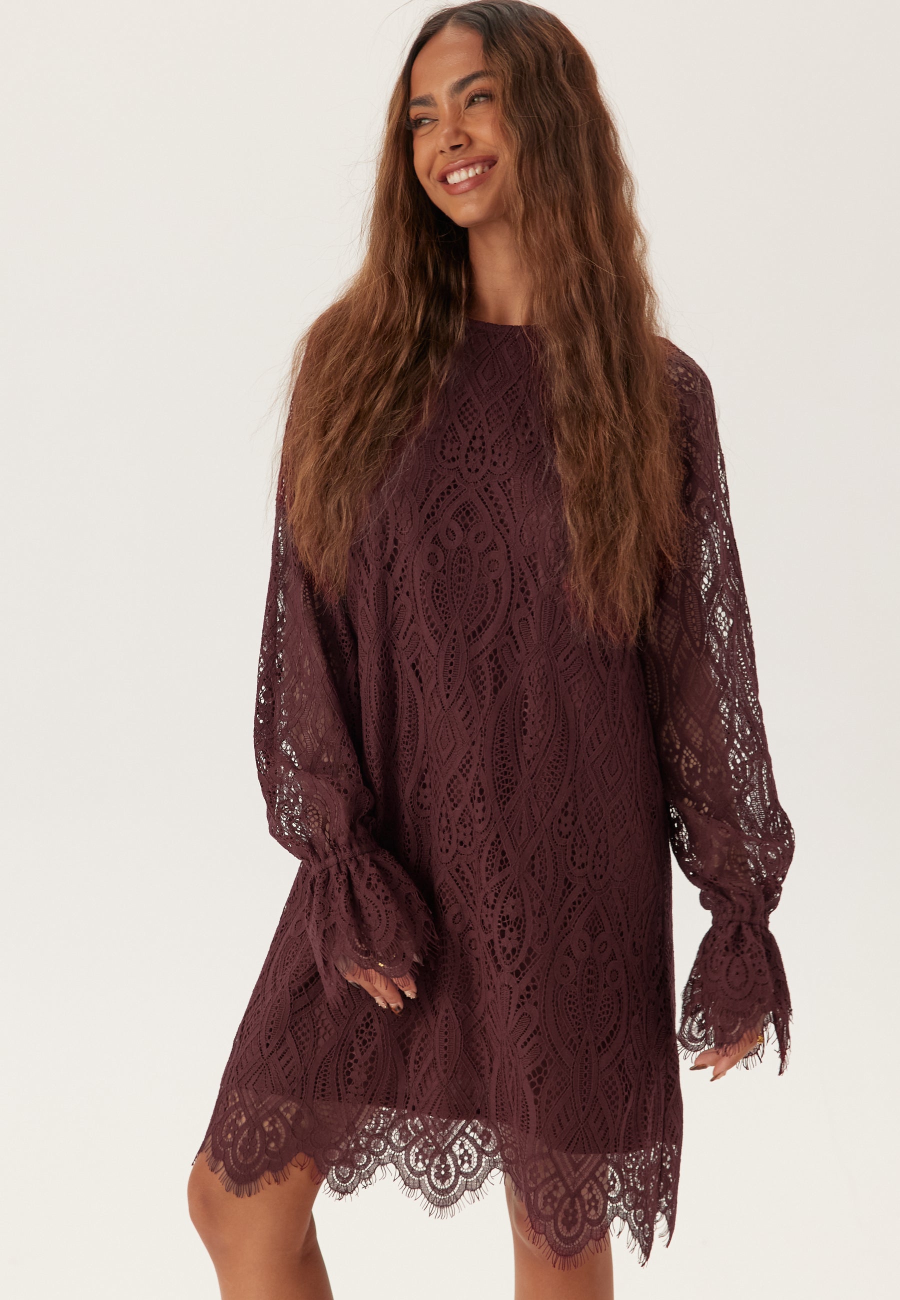 BUBBLEROOM Lace Bow Dress