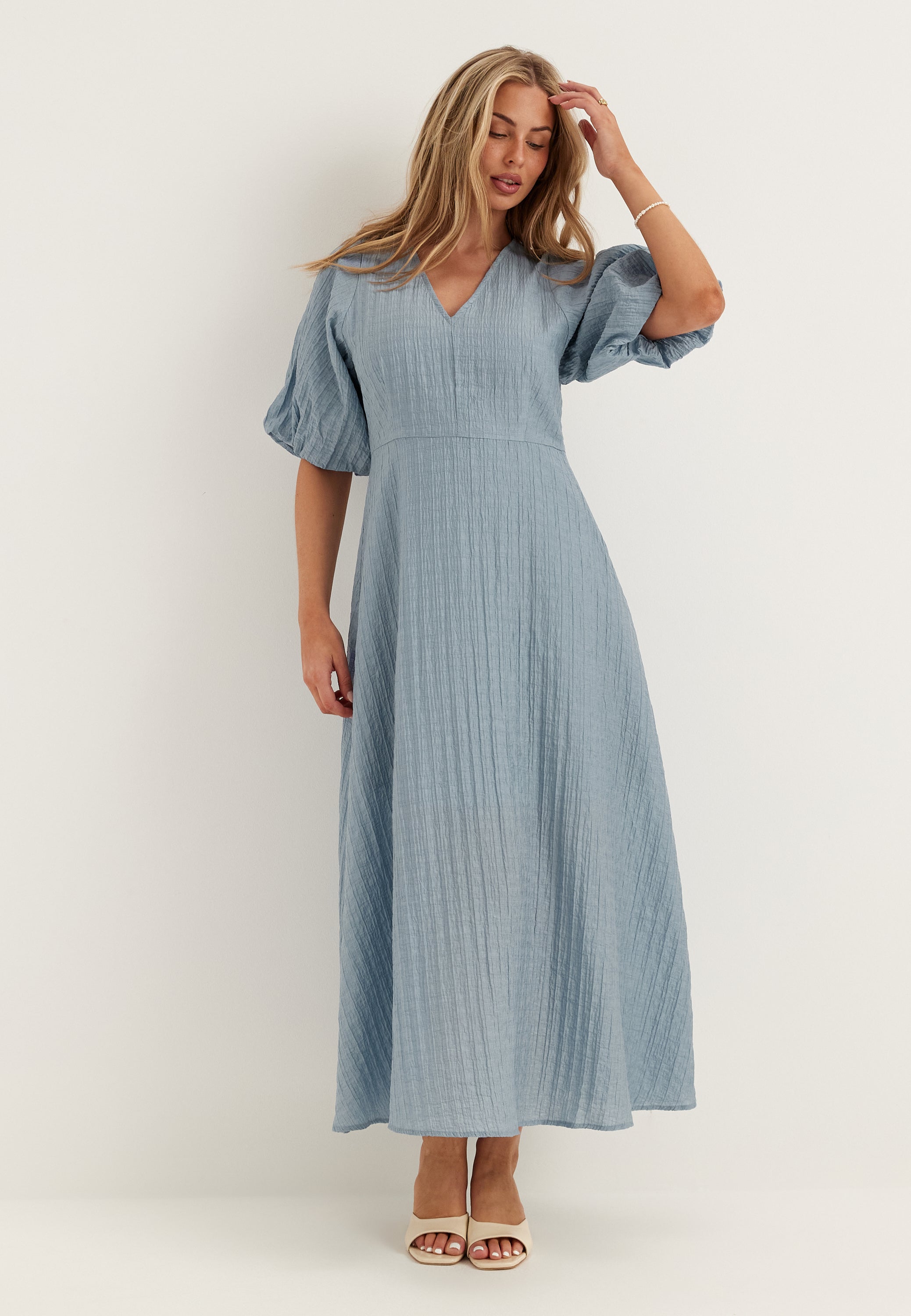 SELECTED Slfmaddie Ss Closed Back Midi Dress