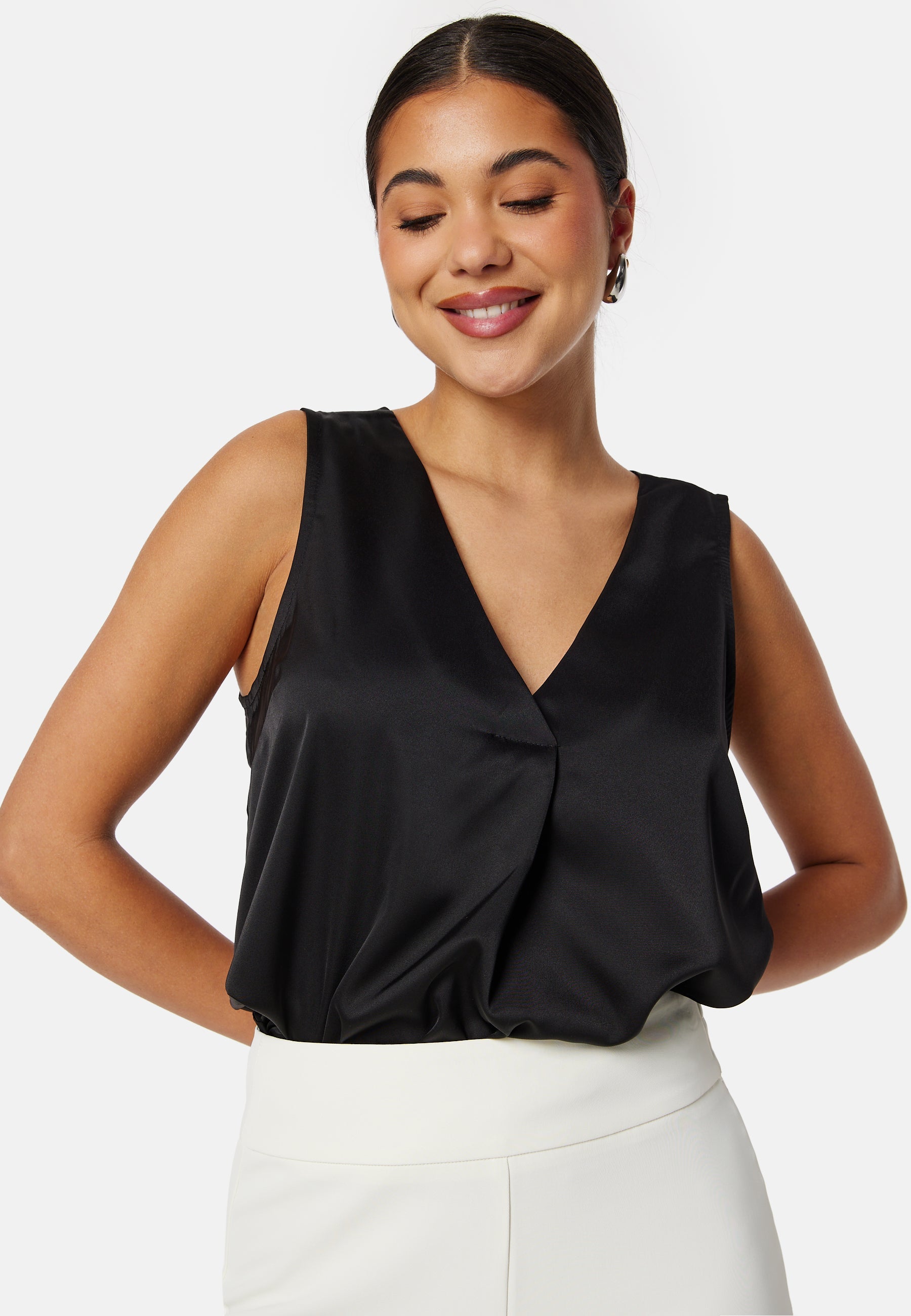 BUBBLEROOM Sleeveless Satin Top