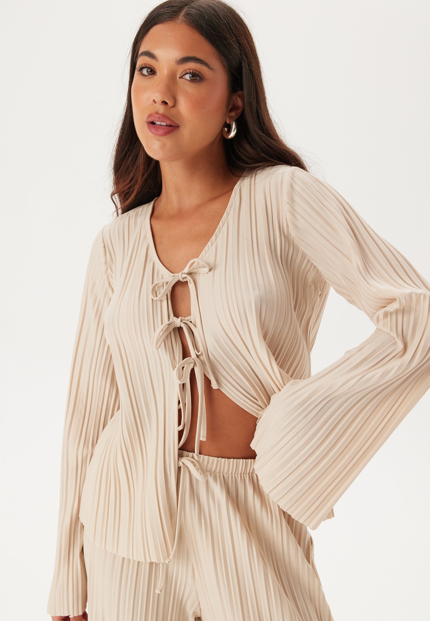 BUBBLEROOM Pleated Tie Cardigan Top
