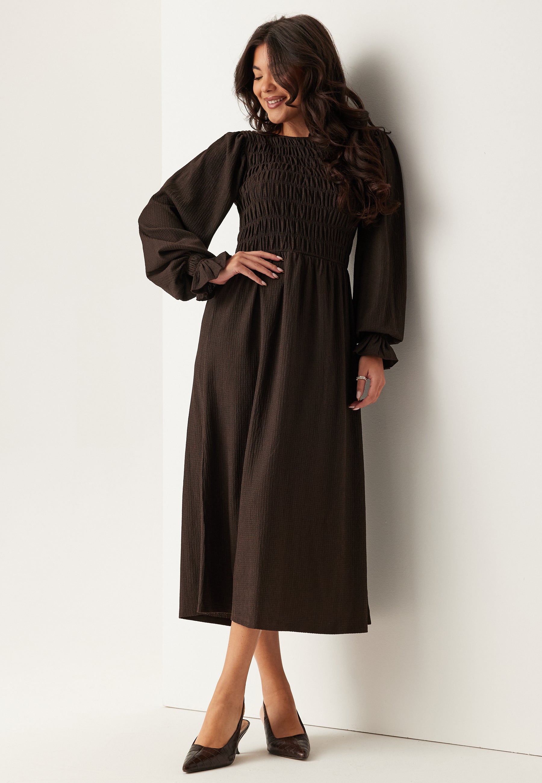 BUBBLEROOM Structure Long Sleeve Midi Dress