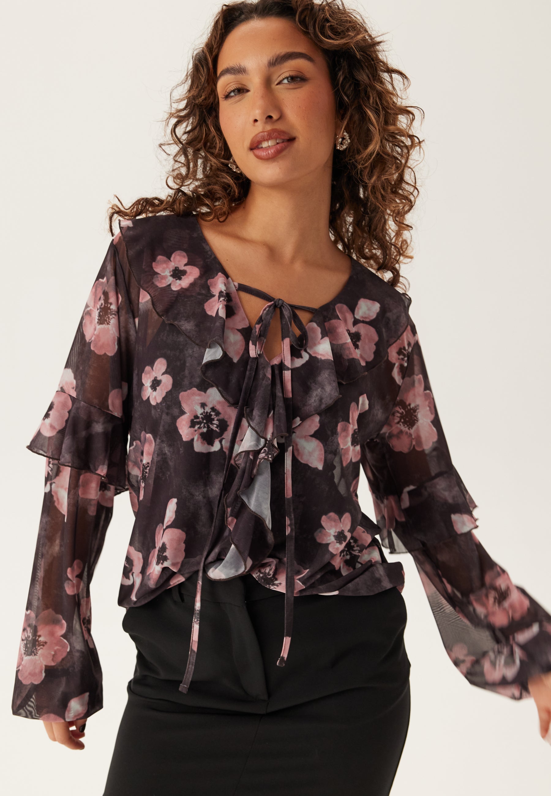 BUBBLEROOM Mesh Frill Top