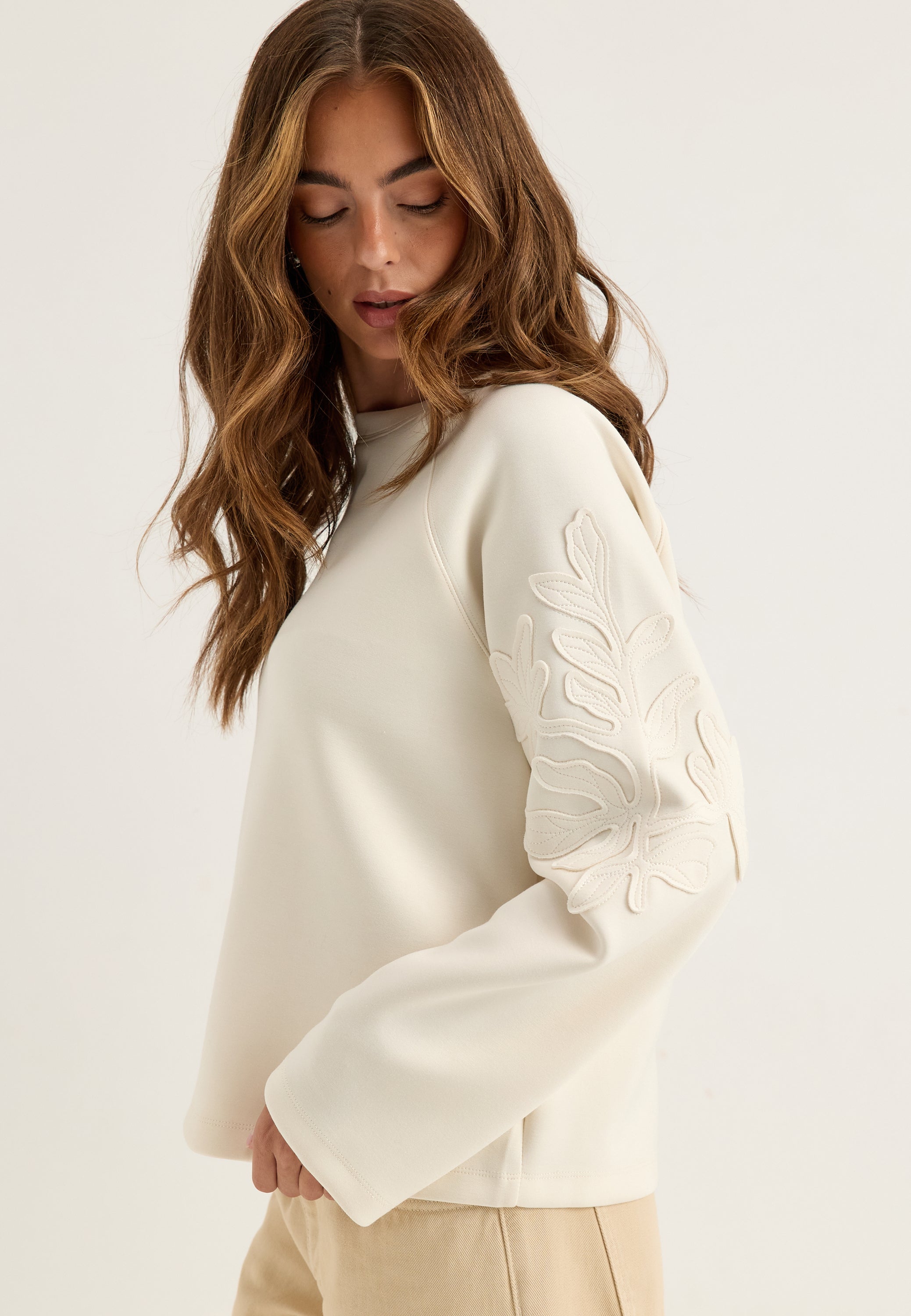 OBJECTCOLLECTORSITEM Objandrea Re L/S O-NECK EMB TOP