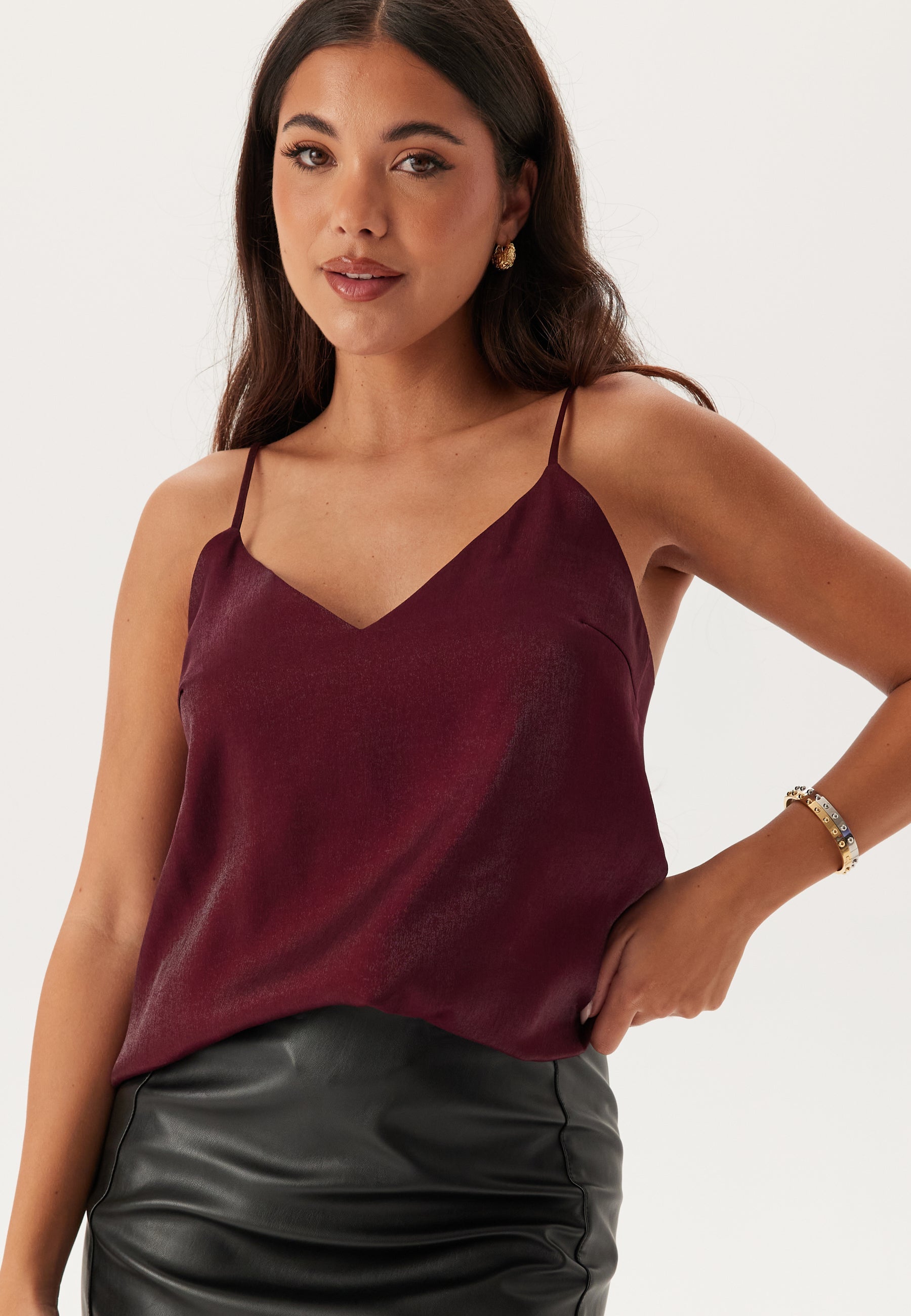 BUBBLEROOM V-neck Shimmer Strap Singlet