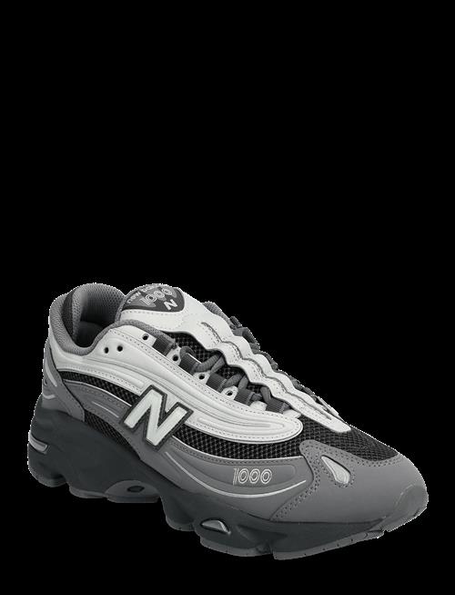 New Balance | New Balance 1000 | 40.5