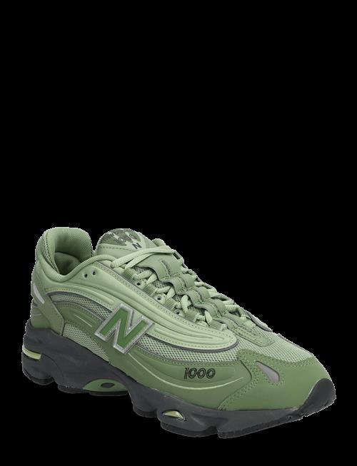 New Balance | New Balance 1000 | 42.5
