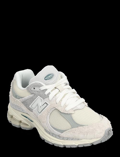 Se New Balance | New Balance 2002R | 45 hos Booztlet