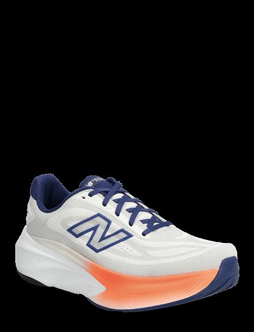 New Balance | New Balance Freshfoam More V6 | 40.5
